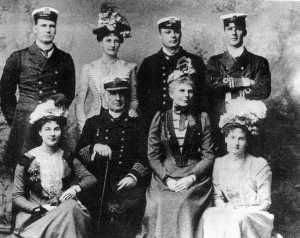 Captain Hixson and family. One son, serving with the Queensland Naval Contingent, is not present.