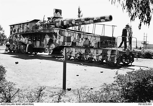 Captured German World War One 28 cm railway gun "Amiens gun" shown in Canberra