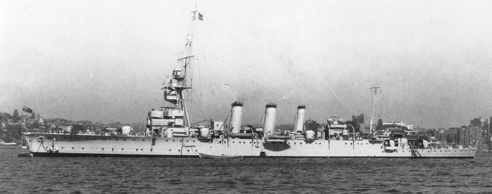 2583.HMAS ADELAIDE 1922, rebuilt, c. 1939. SHF Coll.