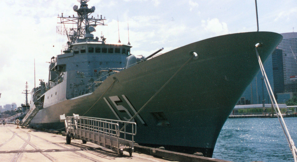 3986. HMAS ARUNTA 1996. Feb. 7, 2000.GKA,SHF Coll.