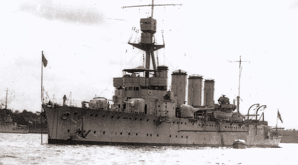 ADELAIDE HMAS, 1922-1949. SHF Coll.